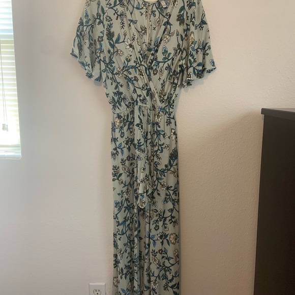 Romper - Picture 2 of 4